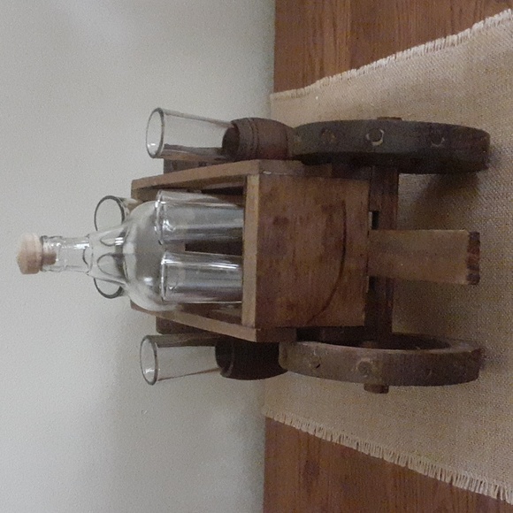 Whiskey Wagon - Picture 9 of 10